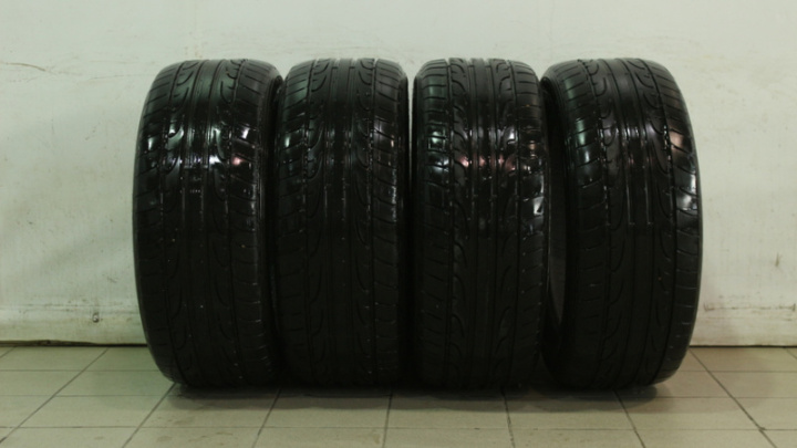 Шины Dunlop  Летние 215/45/16