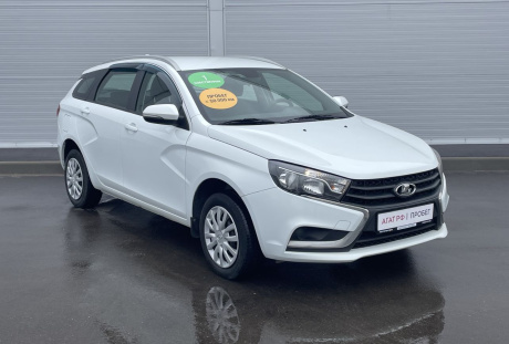 LADA Vesta SW 2019 года с пробегом 41 000 км