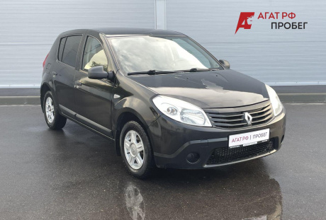 Renault Sandero 2010 года с пробегом 165 153 км
