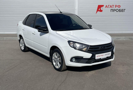 LADA Granta седан 2023 года с пробегом 72 000 км