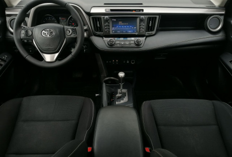 Toyota RAV 4 2017 года с пробегом 293 993 км, фото 10