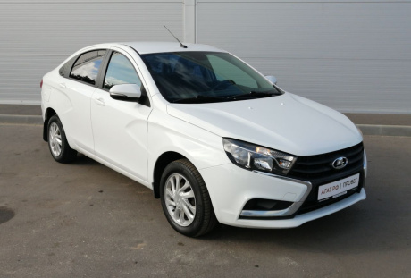 LADA Vesta 2016 года с пробегом 155 000 км