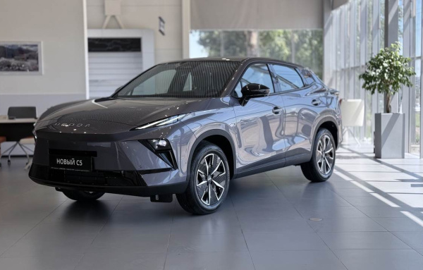OMODA C5 NG 1.5T робот. Стиль НП