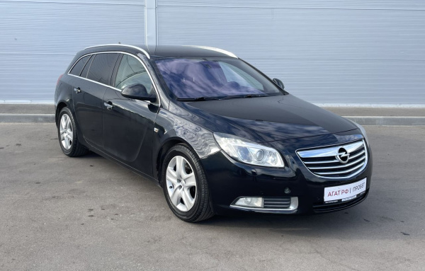 Opel Insignia 2010 года с пробегом 288 000 км, фото 1