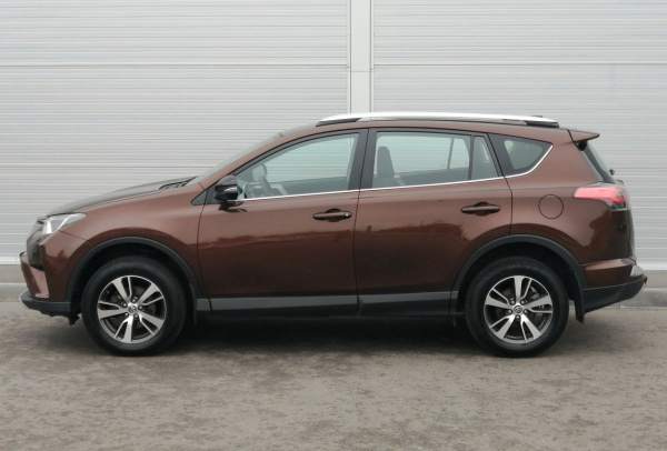 Toyota RAV 4 2017 года с пробегом 293 993 км, фото 4