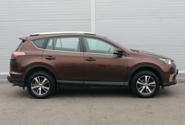 Toyota RAV 4 2017 года с пробегом 293 993 км, фото 8